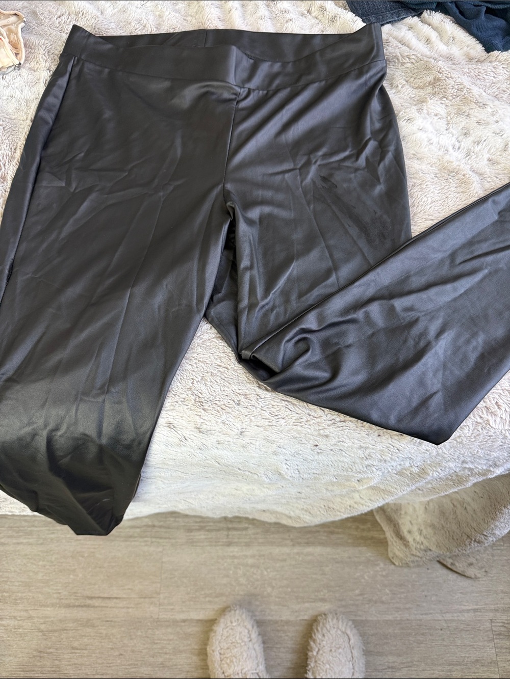 torrid Black Faux Leather-Look Leggings 2 18 20